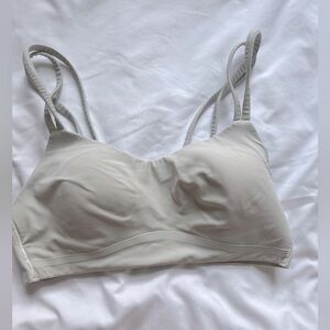 Lululemon cloud bra